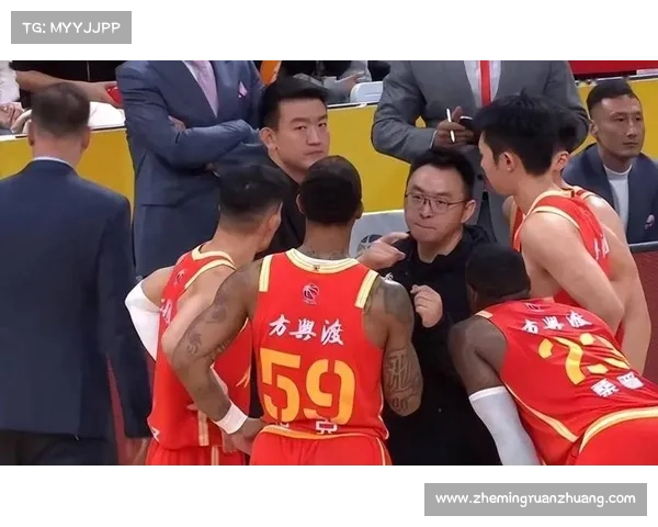 广厦队如何在比赛中通过战术优势轻松战胜四川队